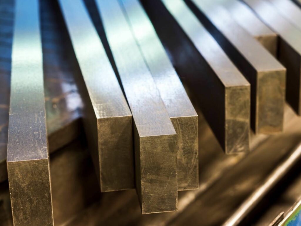 Бронзовая полоса 1х150 БрБ2 ГОСТ 1789-2013